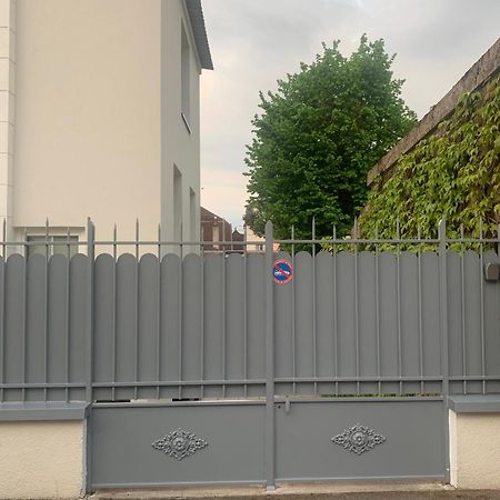 Joli T2 Jardin Parking Proche Gare Centre Ville Dijon Buitenkant foto