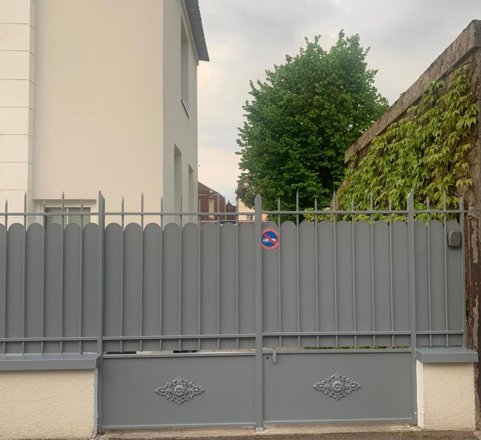 Joli T2 Jardin Parking Proche Gare Centre Ville Dijon Buitenkant foto